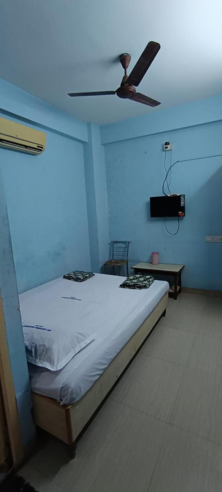 Hotel Elite Krishna Vellore Esterno foto